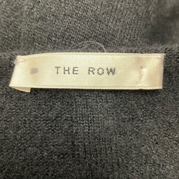 THE ROW BLACK THREE QUARTER SLEEVED CASHMERE AND SILK KNIT SWEATER - Picture 4 of 5